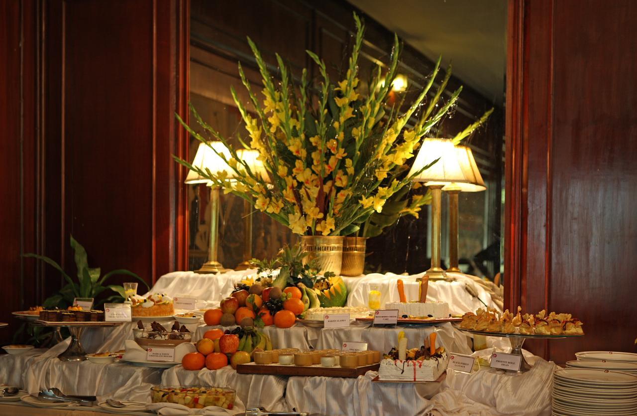 Hotel Clarks Varanasi Limited Kültér fotó