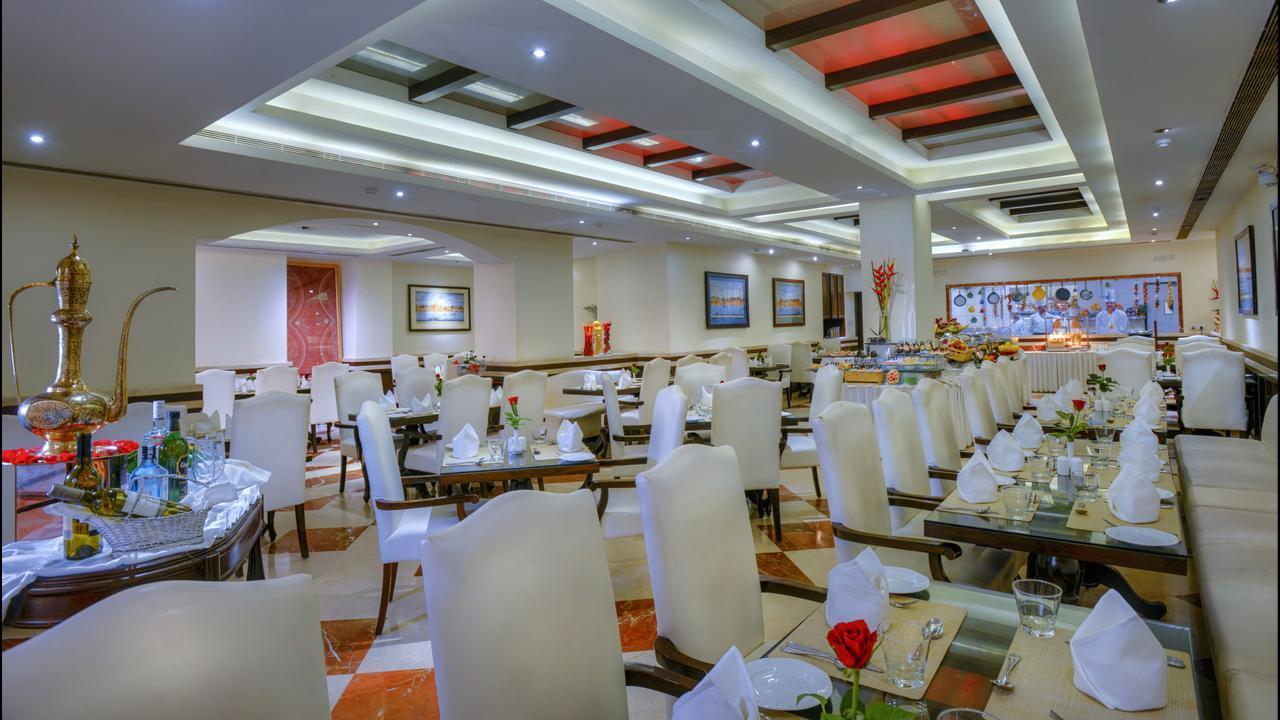 Hotel Clarks Varanasi Limited Kültér fotó